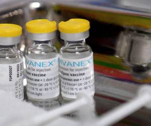 La vacuna Imvanex se comercializa como Jynneos en los Estados Unidos, donde tiene licencia contra la viruela del mono desde 2019.