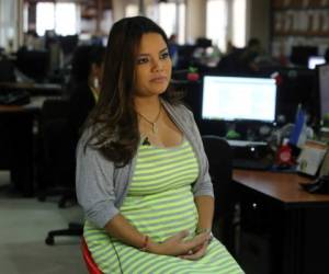 Días antes de tener a su Mateo alexander en brazos, Ariela Cáceres visitó las oficinas de diario EL HERALDO.