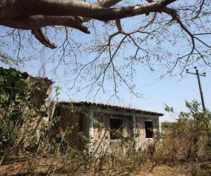 El anuncio, que ha causado reacciones a todos niveles, trasciende solo dos meses después de que tras varios análisis se descartó la posibilidad de mover a los damnificados de la colonia Guillén a Ciudad Mateo.