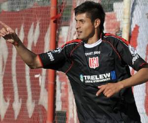 Matías Galvaliz jugando para Club Atlético San Martín en segunda B en 2015.