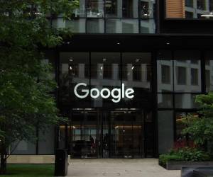 En el campo de la ciberdefensa, el modelo de Google está en el primer puesto, con un enfoque autónomo que sigue causando preocupación en el sector.