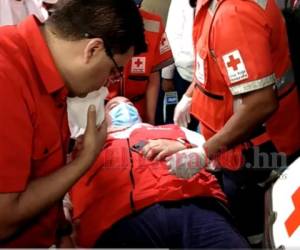 El aspirante a la alcaldía de Tegucigalpa resultó herido tras el zafarrancho entre partidos minoritarios. Foto: Marvin Salgado | EL HERALDO