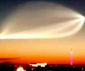 '¿Es eso un cohete, una bola de fuego o un OVNI sobre Nizhny Novgorod? ¡Hablen conmigo camaradas, estoy preocupado!', publicó un usuario identificado como Andrey. (Foto: Zocalo)