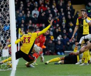 Incluso contaron con la atajada de Gazzaninga, que acertó el lanzamiento de Troy Deeney, para no encajar goles por primera vez en ocho partidos, contando todas las competiciones. Foto: AFP.