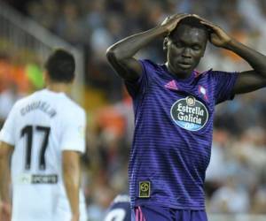 En esta foto de archivo tomada el 26 de septiembre de 2018 el delantero danés del Celta de Vigo Pione Sisto hace un gesto durante el partido de fútbol de la liga española Valencia CF contra el RC Celta de Vigo. Foto AFP