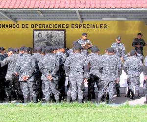 Otros 19 policías reprueban en polígrafo