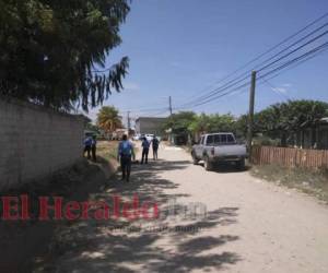Elementos de la Policía Nacional de Honduras llegaron a la escena del crimen. Foto: EL HERALDO.