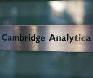 Cambridge Analytica, es una empresa privada de marketing británica. (Foto: AFP)
