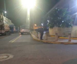 Las instalaciones del Congreso Nacional permanecen militarizadas desde la noche del miércoles para evitar disturbios de manifestantes.