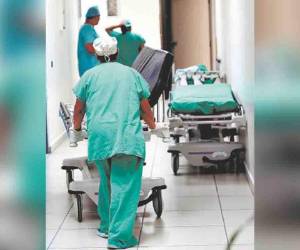 Trece quirófanos del HEU serán remodelados.