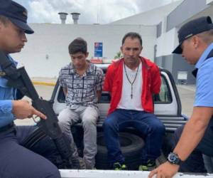 Padre e hijo fueron deportados el viernes desde México a San Pedro Sula. Foto: EL HERALDO