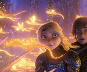Imagen proporcionada por Universal Pictures de Astrid, con la voz de America Ferrara, y Hiccup, con la voz de Jay Baruchel, en una escena de 'How to Train Your Dragon: The Hidden World”. (Foto: AP)
