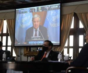 En la reunión virtual Hernández instó además que el alivio de deuda vaya a la par del pronto otorgamiento de los Fondos Verdes del Clima.