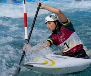 La competidora ganó la medalla de bronce al quedar en tercer lugar. AP.