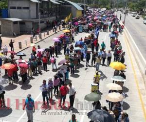 La marcha inició frente a la UNAH. Foto: Marvin Salgado / EL HERALDO.
