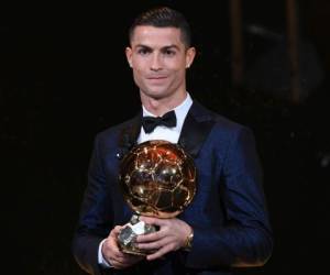 Cristiano Ronaldo ha ganado cinco veces el Balón de Oro y apunta a seguir en la cúspide del fútbol mundial (FOTO: EL HERALDO)