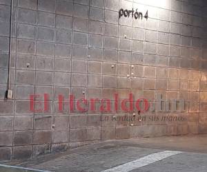 De la sangre y rastros del atentado no queda nada, la limpieza en el suelo fue profunda y las actividades se retomaron con normalidad.