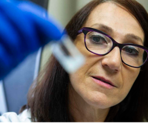 María Elena Bottazzi, es un orgullo hondureño que posa con la seguridad de hacer las cosas bien...