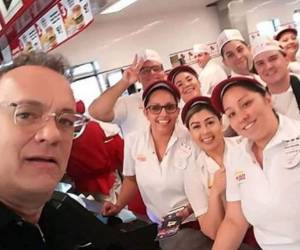 El canal local KRQE-TV reportó que el actor ganador del Oscar sorprendió a Samantha Aragon el fin de semana mientras ésta festejaba con un grupo de amigos en una churrasquería. (Foto: Sin Embargo México)