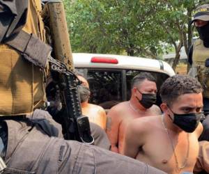 La Fuerza Nacional Antimaras y Pandillas (FNAMP) capturó a los sospechosos.