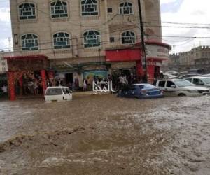 En una nación en conflicto y enmedio de la pandemia, se presentan intensas lluvias. Fotografía @Alerta_Noticias