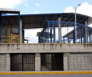 Uno de los obstáculos más importantes será llegar a acuerdos con los transportistas que actualmente operan en la capital.