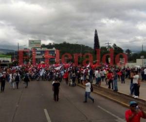La marcha comenzó en el hospital Escuela Universitario. Foto: Estalin Irías/EL HERALDO
