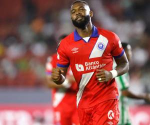 Jorge Benguché tuvo un gran partido y marcó uno de los goles del Olimpia.