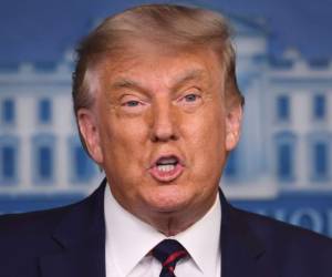 El mandatario agregó que quería esperar a que terminaran los servicios fúnebres en honor a Ginsburg. Foto: AFP