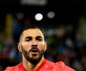 'Benzema se ejercitó junto al grupo durante toda la sesión', informó el Real Madrid. (AFP)