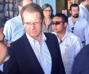 James Nealon, embajador de Estados Unidos en Honduras, visitó San Pedro Sula. (Foto: cortesía @RedInformativaH)