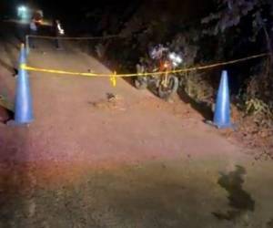 El pequeño, identificado como Óscar Isaac, murió tras ser embestido por una motocicleta mientras transitaba en su bicicleta en una carretera de Santa Cruz de Yojoa..