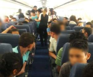 México deportó este miércoles 110 migrantes hondureños que permanecían en el país de forma irregular. Foto: Instituto Nacional de Migración.