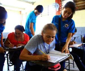 El año pasado se graduaron de primer grado, ellos serán atendidos en calidad de rezago escolar. El Heraldo.