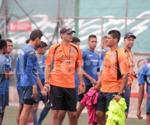 Tranquilos no estamos porque siempre queremos estar más arriba. A veces no los entiendo expresó Vazquez.