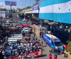 Miles de trabajadores se movilizaron este viernes en Honduras para conmemorar el Día del Trabajador
