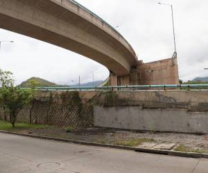 La obra fue construida en 2014 con financiamiento del Banco Centroamericano de Integración Económica (BCIE) y tuvo una inversión aproximada de 7.2 millones de dólares.
