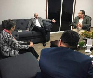 El fiscal general recibió en su despacho a Delia Ferreira.