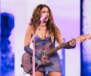 Shakira vuelve a encontrarse con Brasil en una cita que trasciende lo musical. Este sábado 2 de mayo, la playa de Copacabana será el escenario de un espectáculo gratuito que apunta a convertirse en la presentación más multitudinaria de su carrera y en uno de los grandes acontecimientos culturales del año en América Latina.