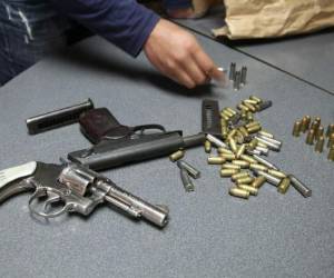 Desde el 25 de marzo hasta el 1 de abril, los legisladores piensan aplicar este decreto para prohibir la portación de armas.