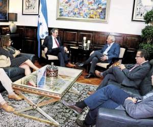 El pasado 13 de mayo, los técnicos de la OEA se reunieron con el presidente del CN, Mauricio Oliva.
