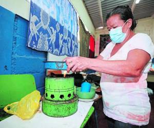 <span class=mln_uppercase_mln>El acumulado de los 23 aumentos para este refinado es de 50.43 lempiras, mientras que solo ha sufrido dos descuentos por 8.93 lempiras.</span>