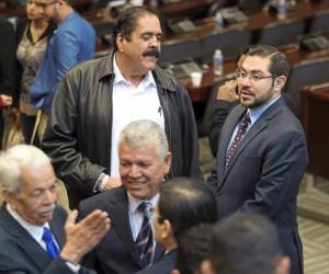 Cálix junto con otros diputados que son abogados tendrán que dictaminar la nueva normativa.