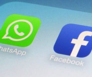 'Instagram from Facebook' y 'WhatsApp from Facebook' serán los nuevos nombres de las famosas aplicaciones. Foto: AP
