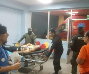 Hasta el centro penal de El Progreso llegaron elementos del Ejército para colaborar con las autoridades para establecer el orden.