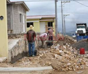 Se estima que alrededor de 500,000 personas están bajo la categoría de salario mínimo en Honduras. (Foto: El Heraldo)