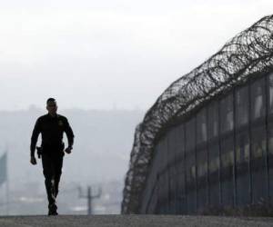 Trump exige a México que detenga a las multitudinarias caravanas de centroamericanos que buscan llegar a Estados Unidos y ha amenazado con cerrar la frontera.