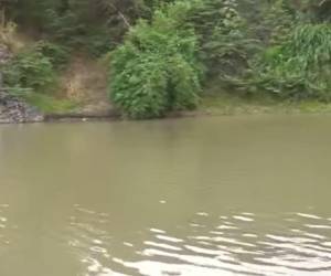 Buscan a menor desaparecido tras salir a nadar en el río Chamelecón