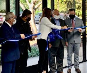 La vicecanciller Nelly Jeréz fue la encargada de la inauguración del consulado.