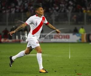 Guerrero dio positivo por un metabolito de cocaína en el partido contra Argentina por las eliminatorias mundialistas en octubre. Foto:AP